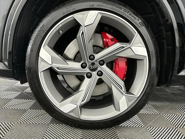 2024 Audi e-tron Prestige quattro