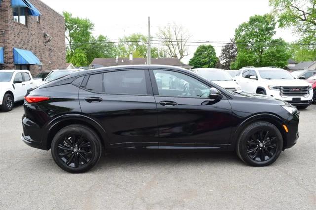 2024 Buick NV Sport Touring FWD