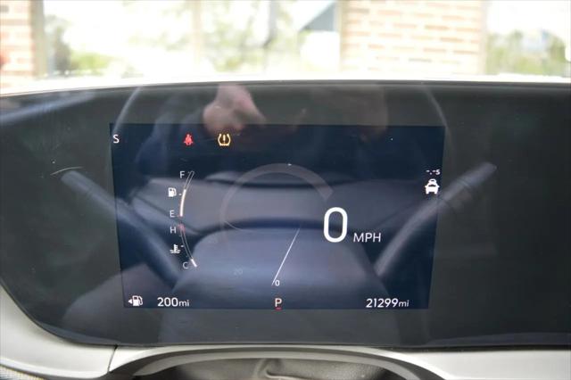 2024 Buick NV Sport Touring FWD