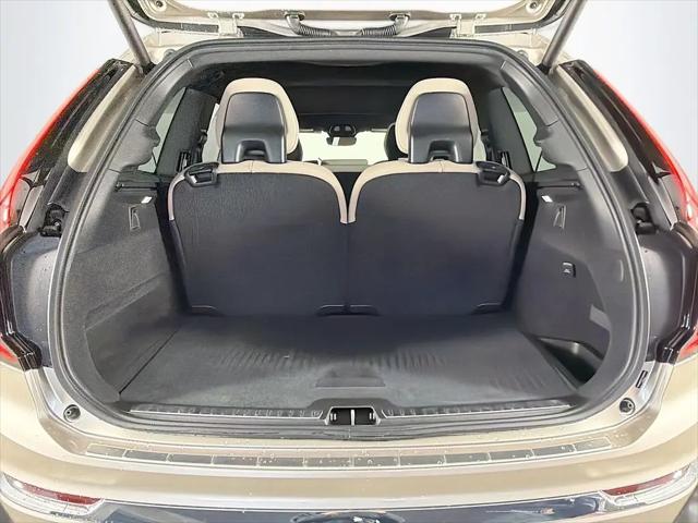 2026 Volvo XC90 Plug-In Hybrid Plus, T8 AWD, Electric/Gasoline, Bright, 7 Seats