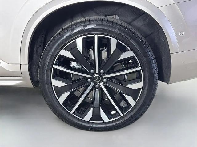 2026 Volvo XC90 Plug-In Hybrid Plus, T8 AWD, Electric/Gasoline, Bright, 7 Seats