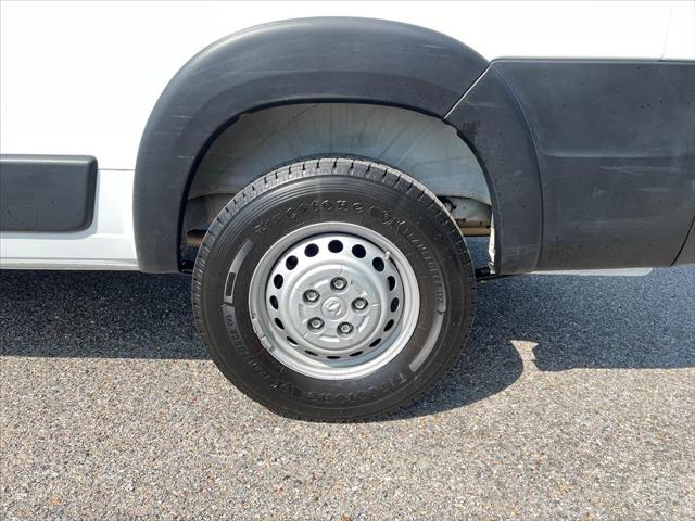 2025 Ram ProMaster 2500 Cargo Van Tradesman High Roof 159" WB w/Pass Seat