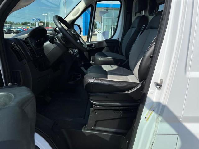 2025 Ram ProMaster 2500 Cargo Van Tradesman High Roof 159" WB w/Pass Seat