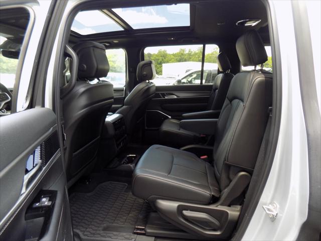 2026 Jeep Grand Wagoneer Upland
