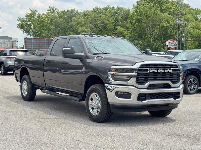 2026 RAM Ram 3500 RAM 3500 TRADESMAN CREW CAB 4X4 8 BOX 2026 RAM Ram 3500 RAM 3500 TRADESMAN CREW CAB 4X4 8 BOX