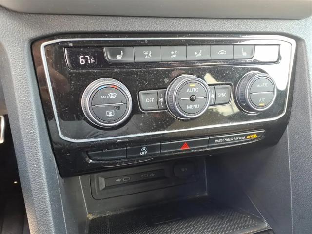 2021 Volkswagen Atlas Cross Sport 3.6L V6 SEL R-Line