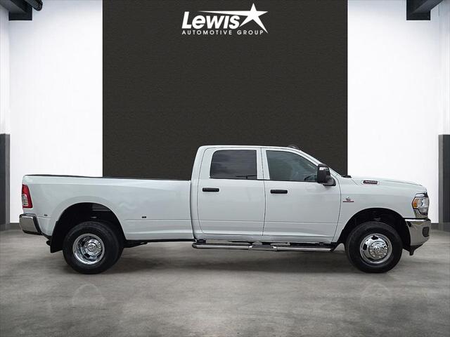 2024 Ram 3500 Tradesman Crew Cab 4x4 8' Box