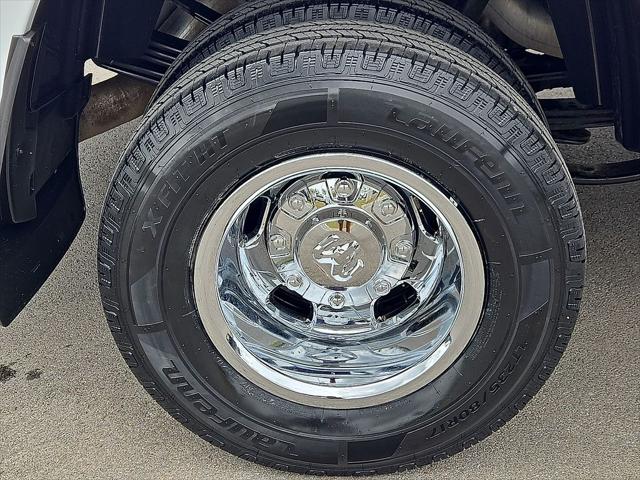 2024 Ram 3500 Tradesman Crew Cab 4x4 8' Box