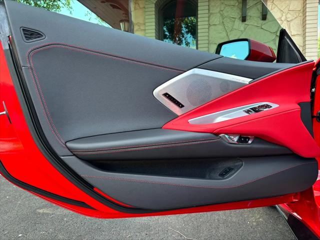 2023 Chevrolet Corvette Stingray RWD Coupe 2LT