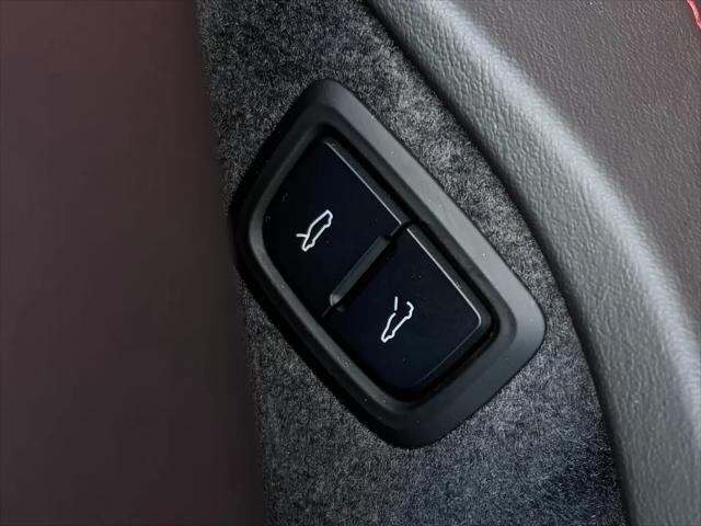 2023 Chevrolet Corvette Stingray RWD Coupe 2LT