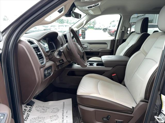 2025 Ram 3500 Laramie Crew Cab 4x4 8' Box