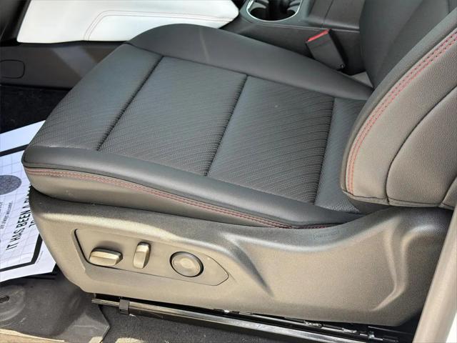 2026 GMC Canyon AT4X, 4WD