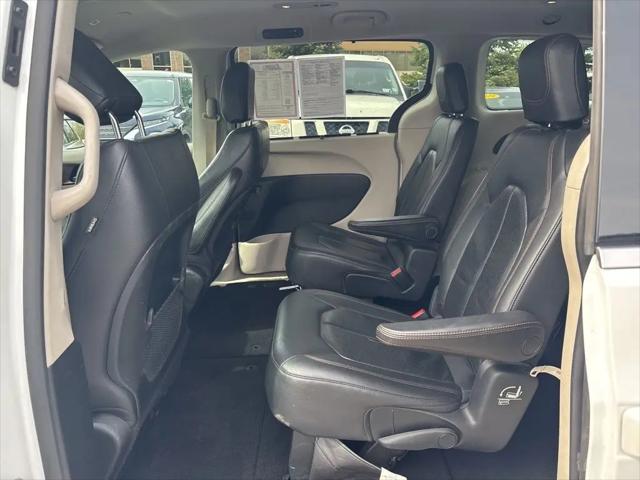2018 Chrysler Pacifica Touring L