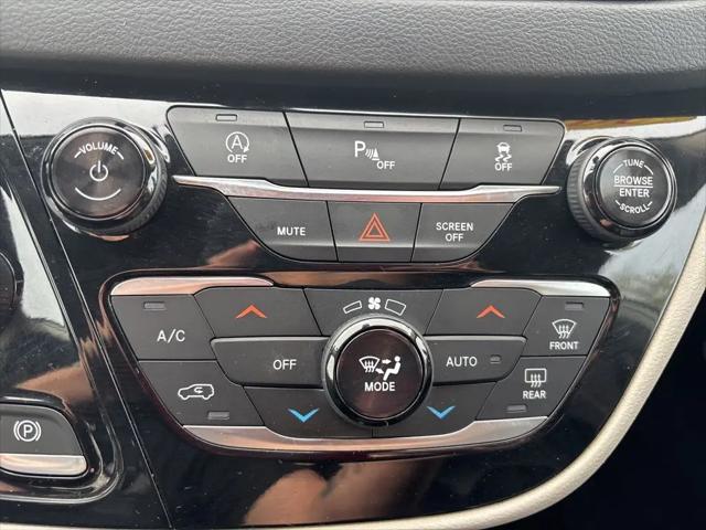 2018 Chrysler Pacifica Touring L