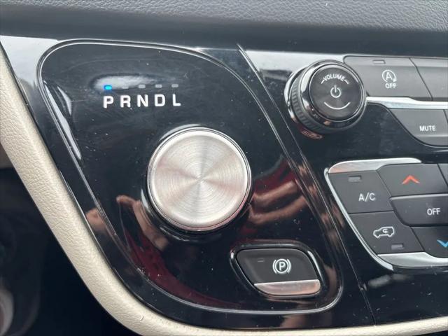 2018 Chrysler Pacifica Touring L