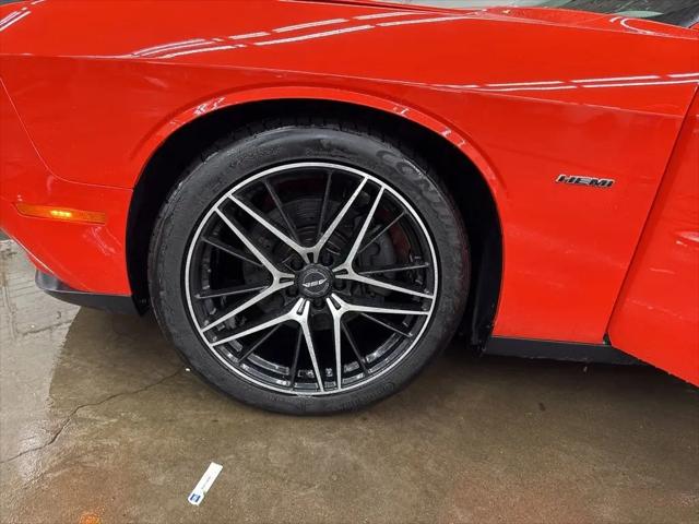 2016 Dodge Challenger R/T Plus Shaker