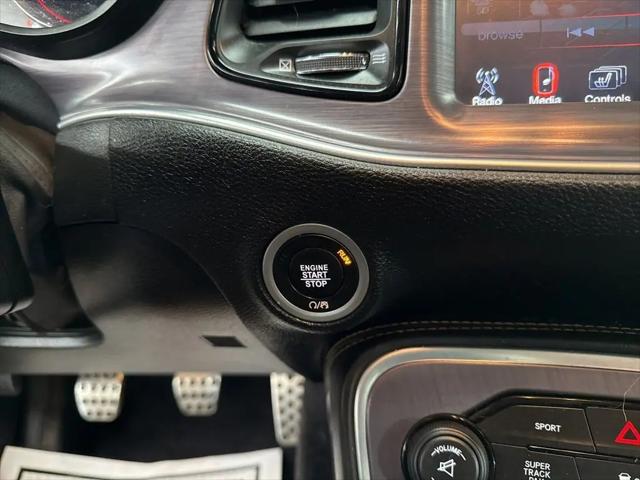 2016 Dodge Challenger R/T Plus Shaker