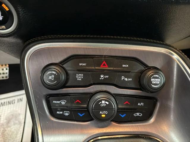 2016 Dodge Challenger R/T Plus Shaker