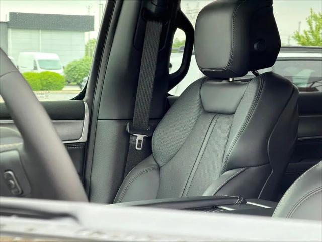 2026 Jeep Grand Wagoneer Limited Altitude 4x4