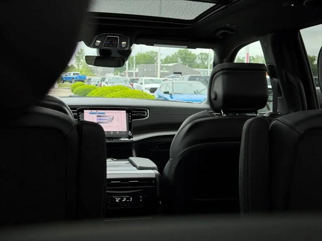 2026 Jeep Grand Wagoneer Limited Altitude 4x4