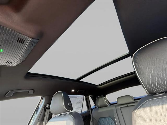 2026 Volkswagen Atlas Cross Sport SEL Premium R-Line
