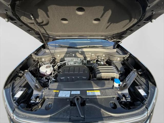 2026 Volkswagen Atlas Cross Sport SEL Premium R-Line