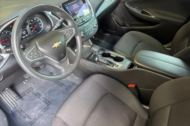 2022 Chevrolet Malibu FWD LT