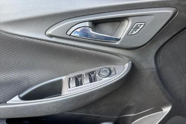 2022 Chevrolet Malibu FWD LT