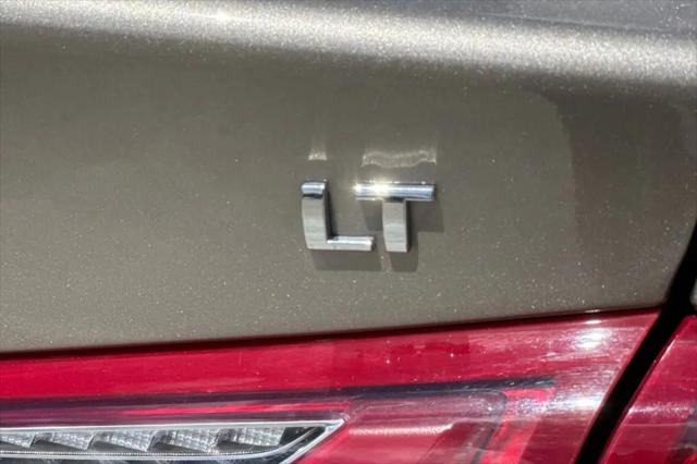 2022 Chevrolet Malibu FWD LT