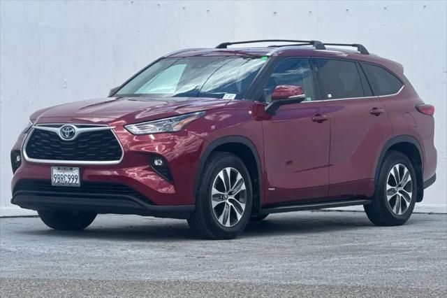 2022 Toyota Highlander Hybrid XLE