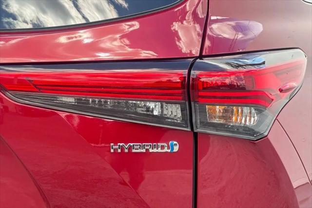 2022 Toyota Highlander Hybrid XLE