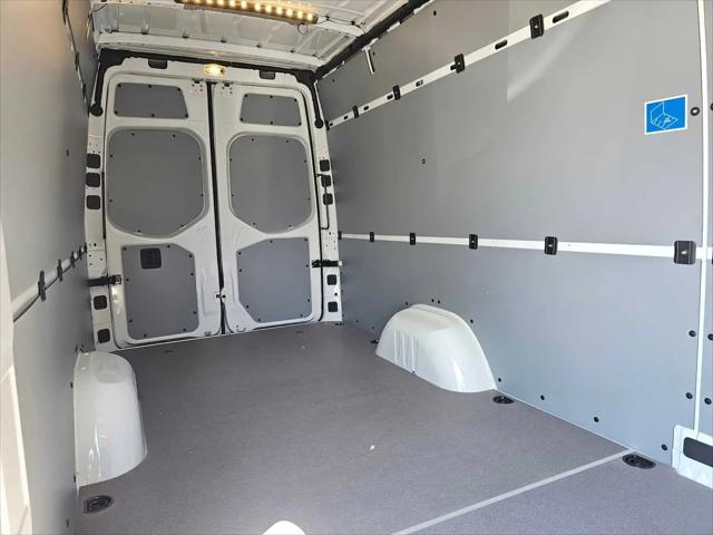 2026 Mercedes-Benz Sprinter 2500 High Roof 4-Cyl Diesel HO