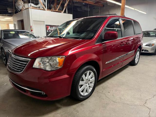 2015 Chrysler Town & Country Touring