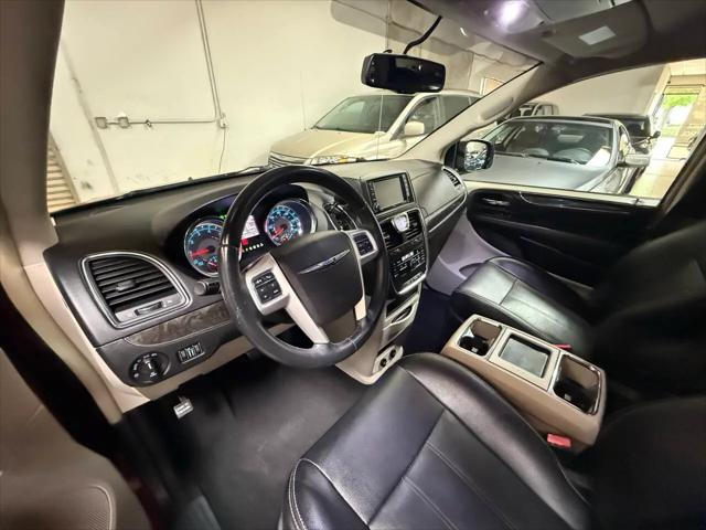 2015 Chrysler Town & Country Touring
