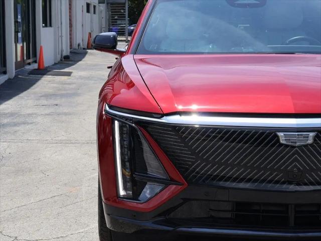 2024 Cadillac iQ Sport w/1SF