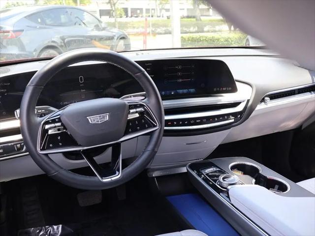 2024 Cadillac iQ Sport w/1SF