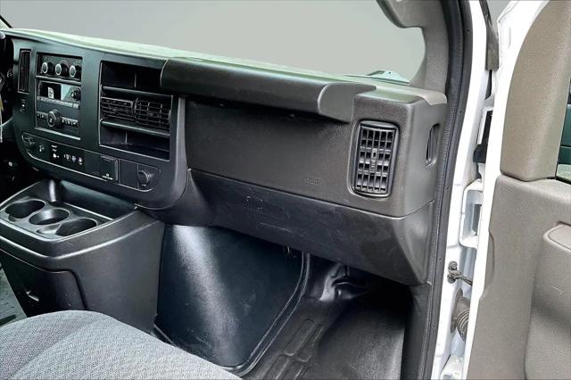 2024 GMC Savana Cargo RWD 2500 Regular Wheelbase Work Van