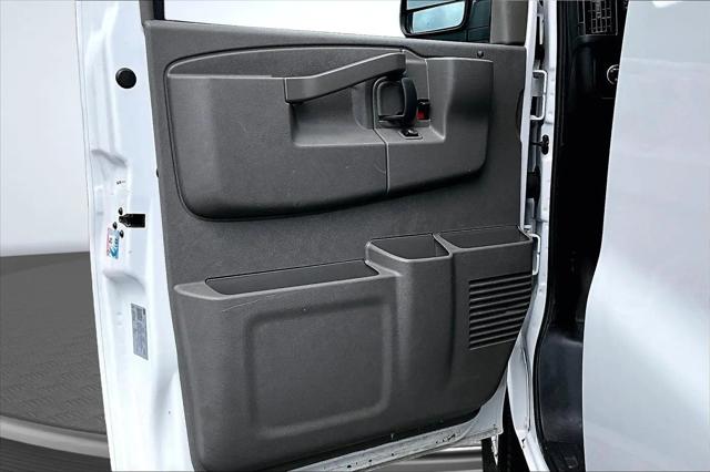 2024 GMC Savana Cargo RWD 2500 Regular Wheelbase Work Van