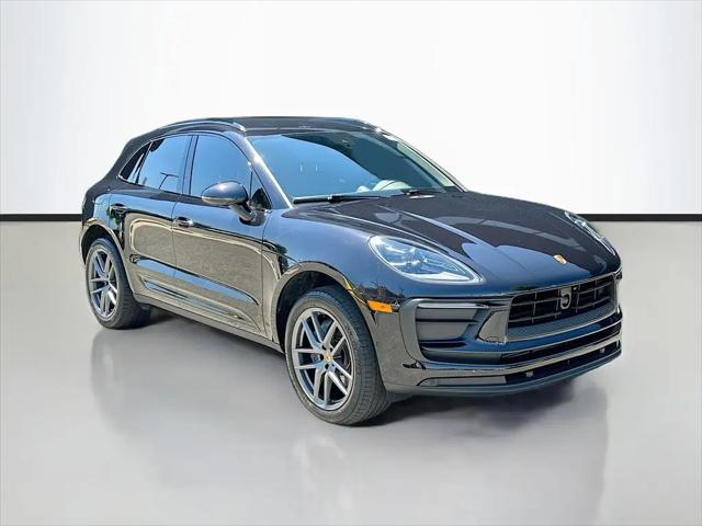 2023 Porsche Macan T