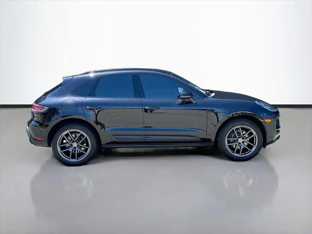 2023 Porsche Macan T