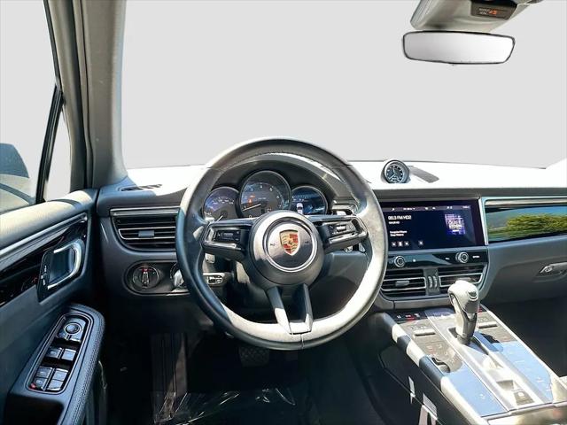 2023 Porsche Macan T