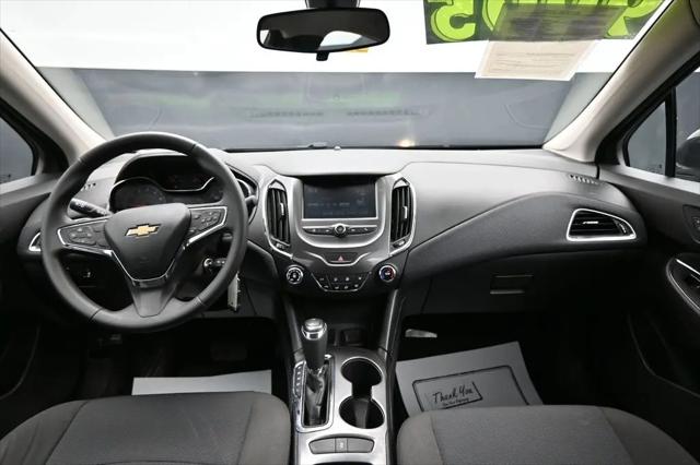 2017 Chevrolet Cruze LT Auto