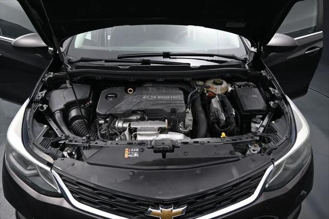 2017 Chevrolet Cruze LT Auto