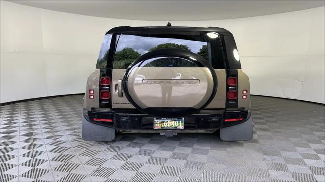 2024 Land Rover Defender 110 P400 X-Dynamic SE