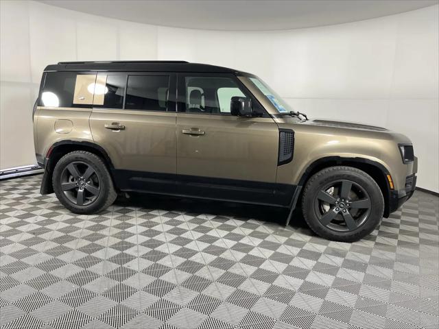 2024 Land Rover Defender 110 P400 X-Dynamic SE