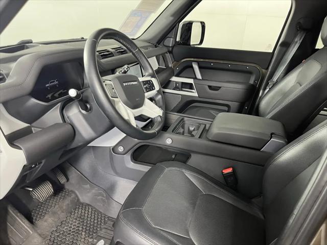 2024 Land Rover Defender 110 P400 X-Dynamic SE