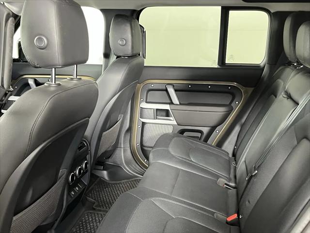 2024 Land Rover Defender 110 P400 X-Dynamic SE