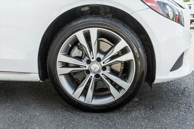 2017 Mercedes-Benz C-CLASS C 300 Luxury 4MATIC