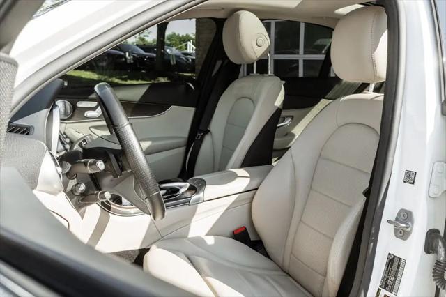 2017 Mercedes-Benz C-CLASS C 300 Luxury 4MATIC