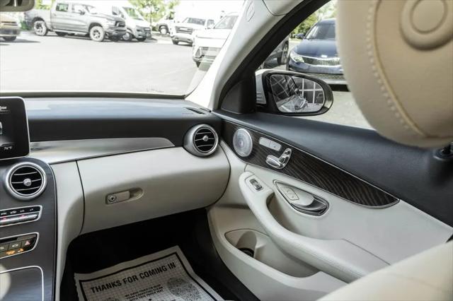 2017 Mercedes-Benz C-CLASS C 300 Luxury 4MATIC